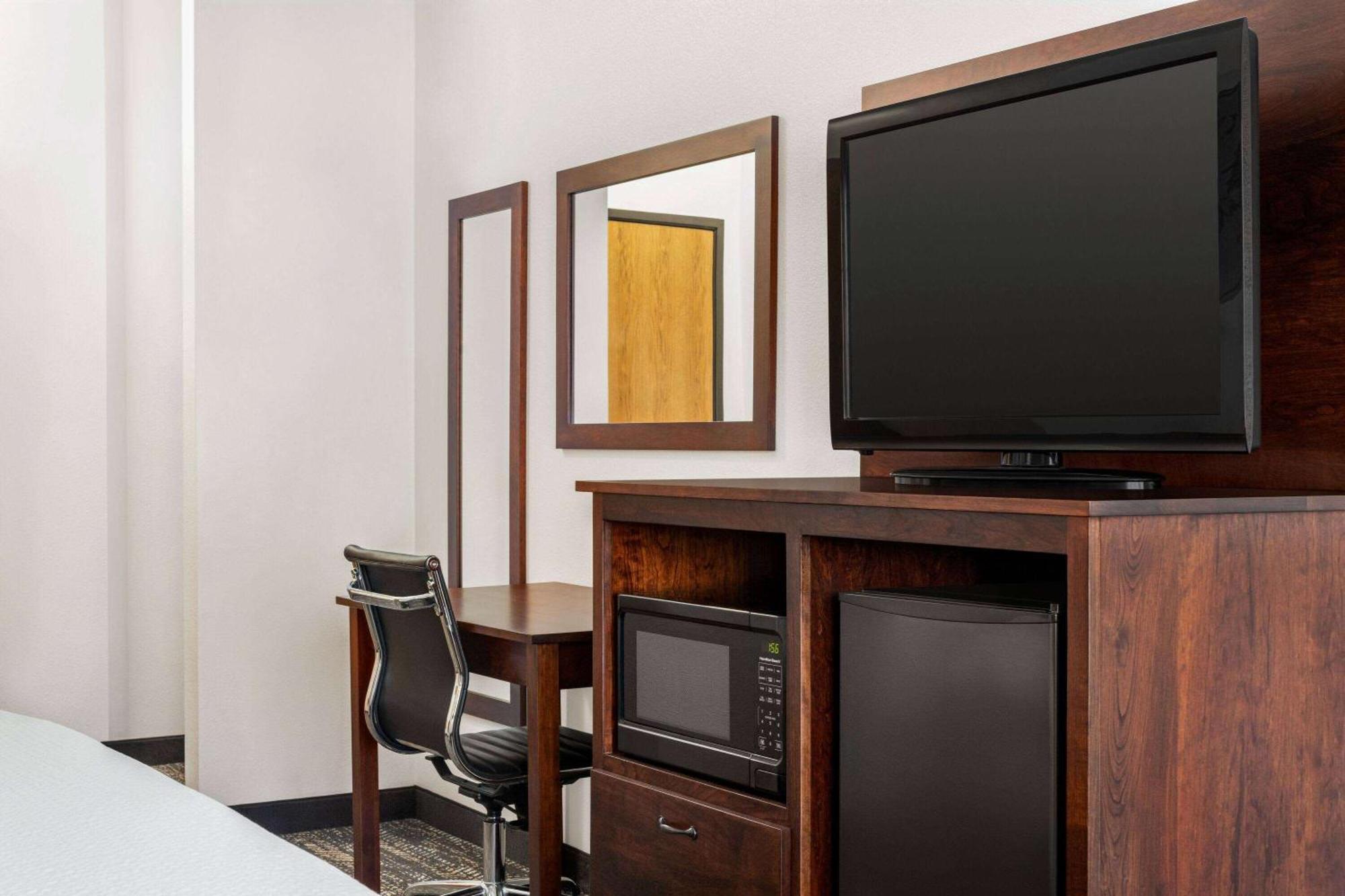 Ramada By Wyndham 3*